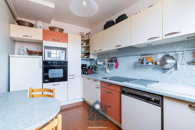 Propriété - 204 m² - 7 pièces