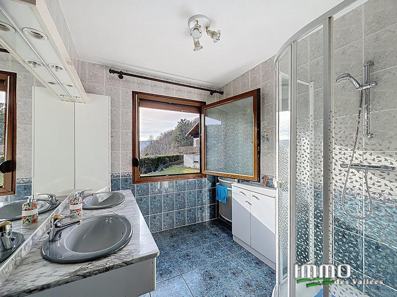 Maison - 145 m² - 4 pièces