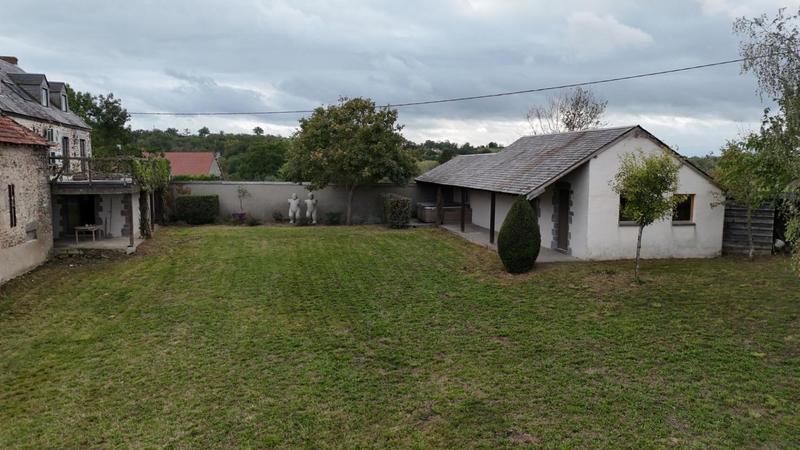 Maison - 240 m² - 7 pièces