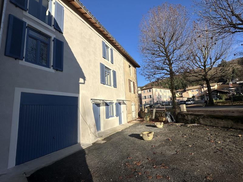 Appartement - 87 m² - 4 pièces