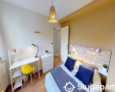 Chambre - 60 m² - 1 pièce