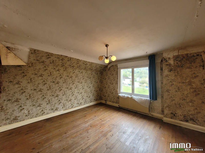 Maison - 158 m² - 8 pièces