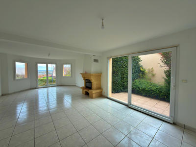 Maison - 152 m² - 6 pièces