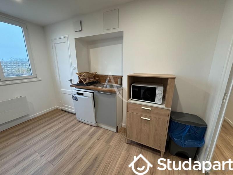 Chambre - 11 m² - 1 pièce