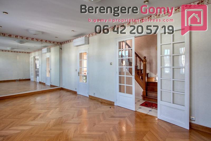 Maison - 122 m² - 7 pièces