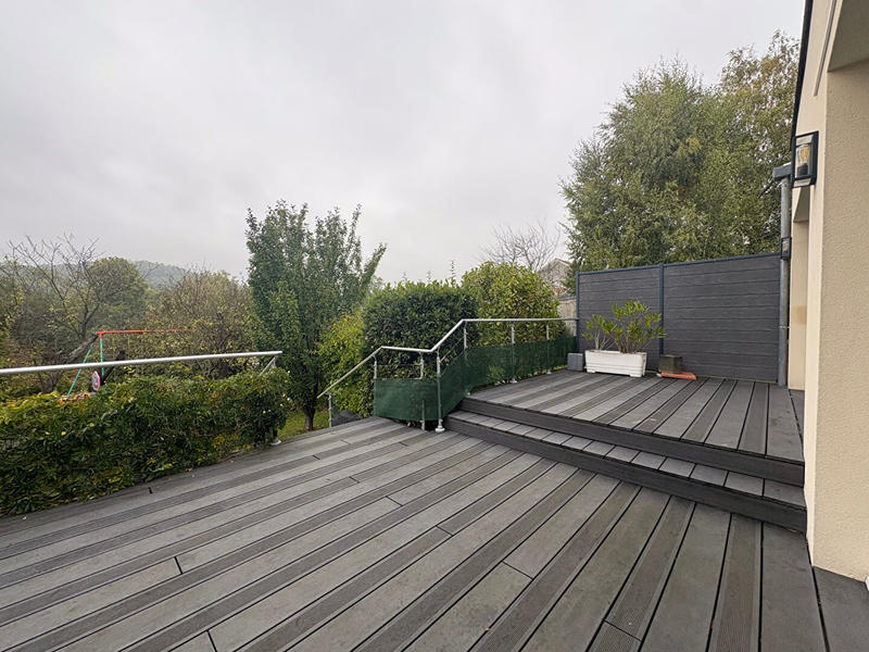 Maison - 181 m² - 7 pièces