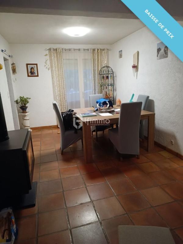 Maison - 90 m² - 5 pièces