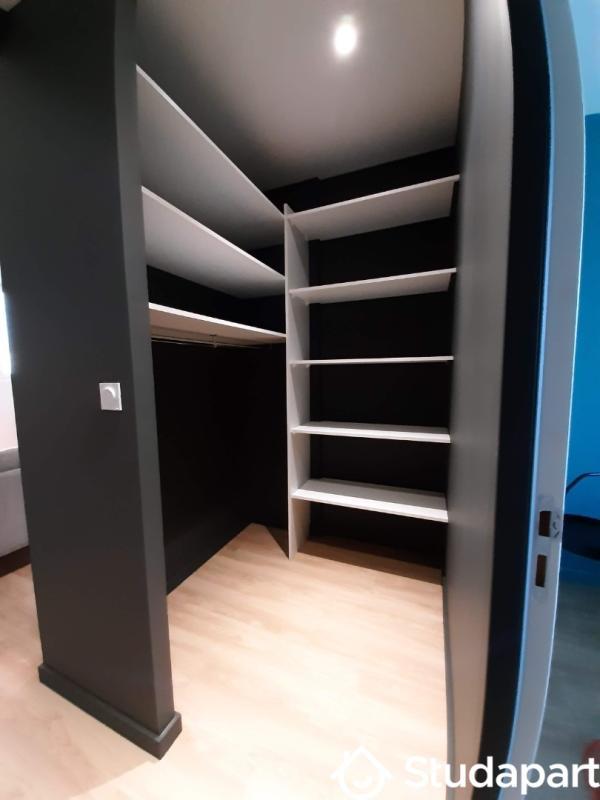 Chambre - 13 m² - 1 pièce