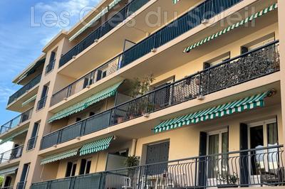 Appartement - 92 m² - 5 pièces