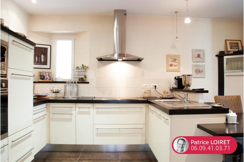 Maison de maîtres - 200 m² - 9 pièces