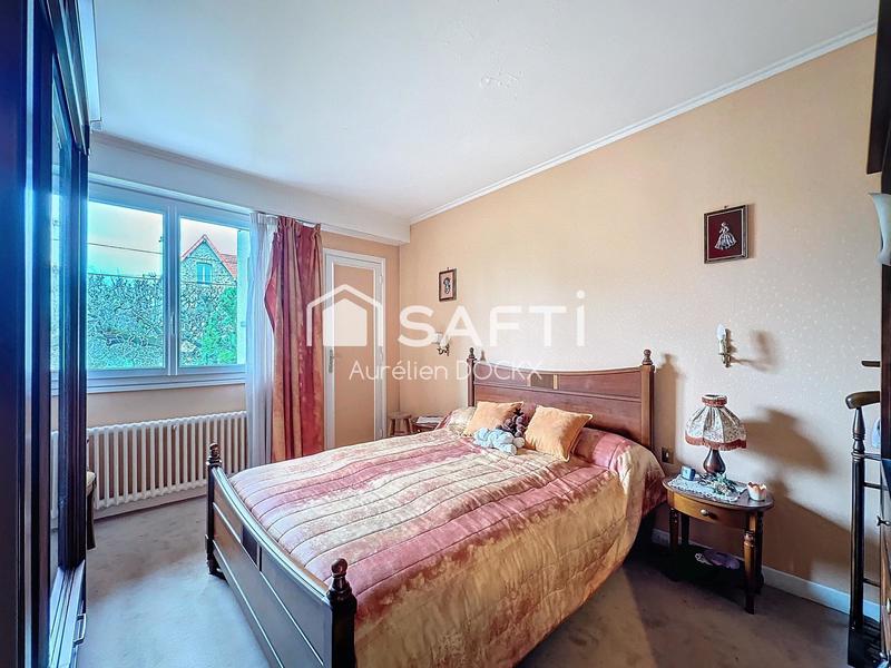 Maison - 200 m² - 9 pièces