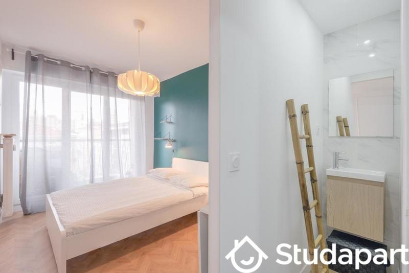 Chambre - 12 m² - 1 pièce