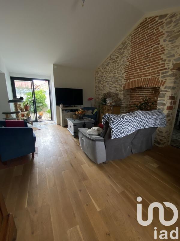 Maison - 102 m² - 6 pièces