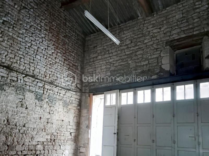 Maison en pierre - 175 m² - 6 pièces