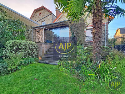 Maison - 135 m² - 6 pièces