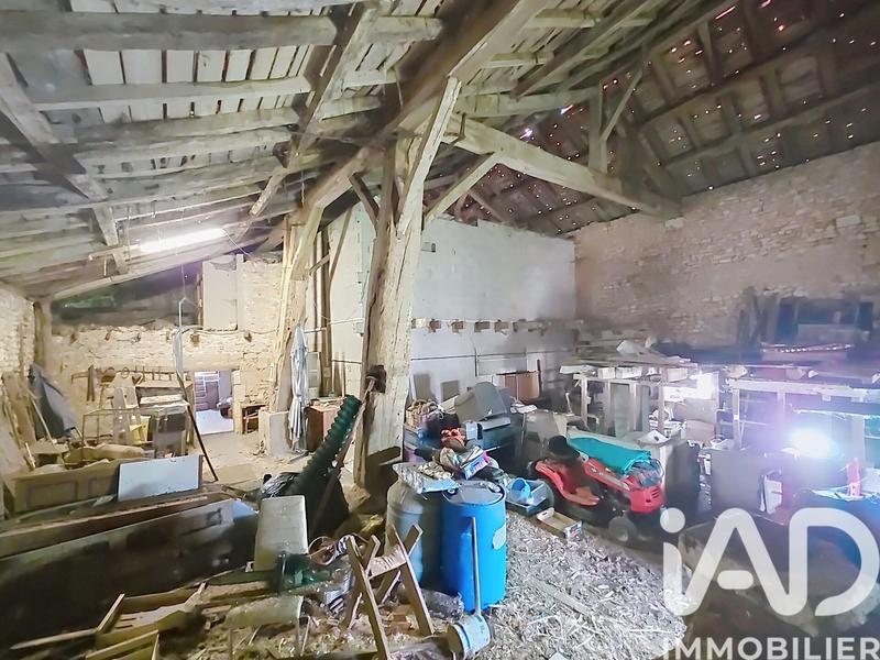 Maison - 223 m² - 8 pièces