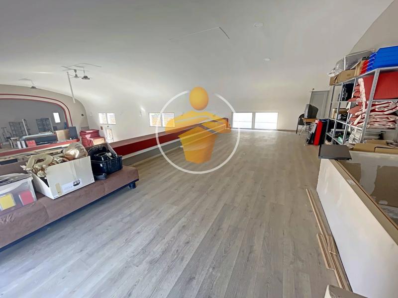 Immeuble - 395 m² - 6 pièces