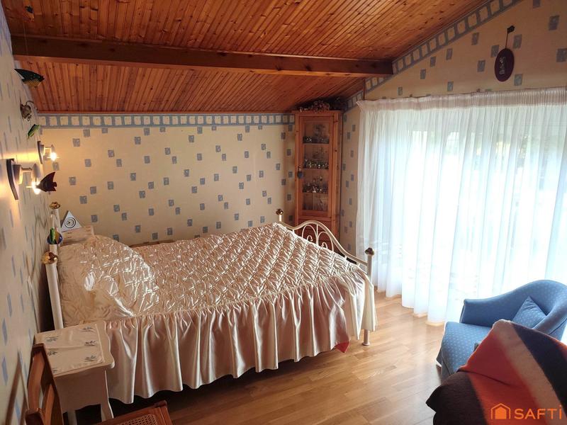 Maison - 163 m² - 7 pièces