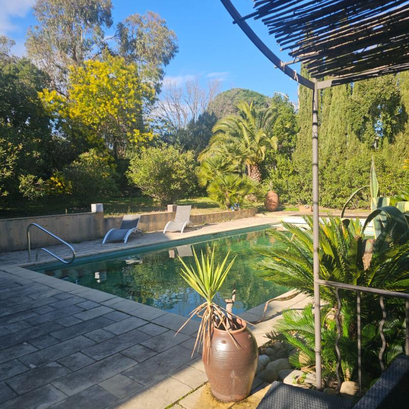 Villa - 165 m² - 6 pièces