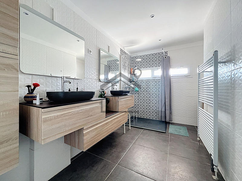 Maison - 149 m² - 6 pièces