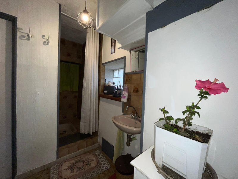 Maison - 240 m² - 9 pièces