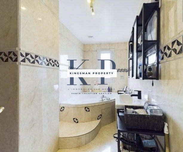 Maison - 130 m² - 6 pièces