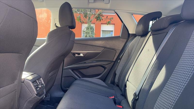 Peugeot 3008 II 1.2 PureTech 130 Active Business