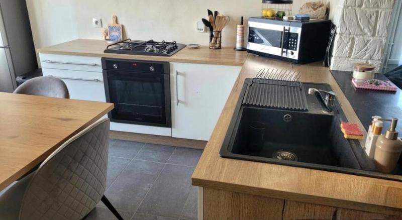 Maison - 98 m² - 1 pièce