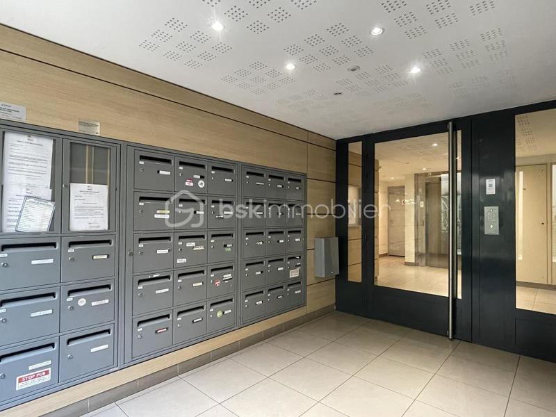 Appartement - 61 m² - 4 pièces