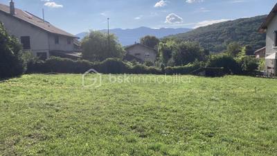 Terrain constructible - 411 m²