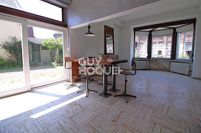 Maison de maîtres - 220 m² - 6 pièces