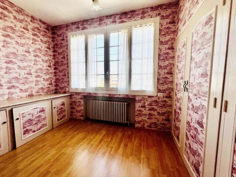 Maison - 210 m² - 8 pièces