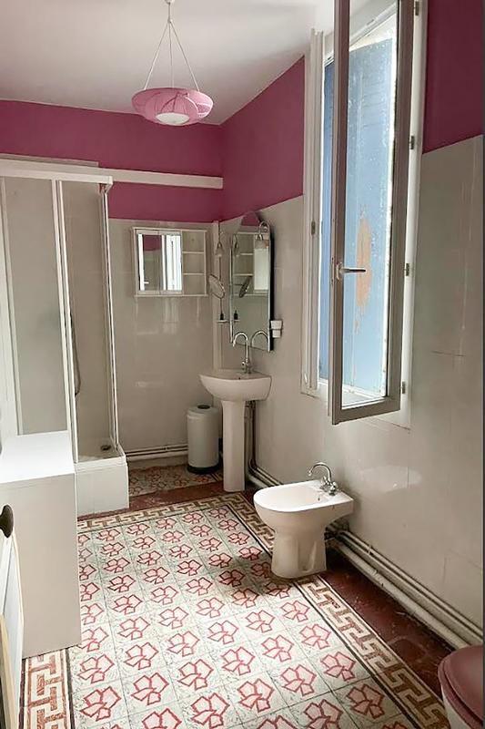 Maison - 310 m² - 12 pièces