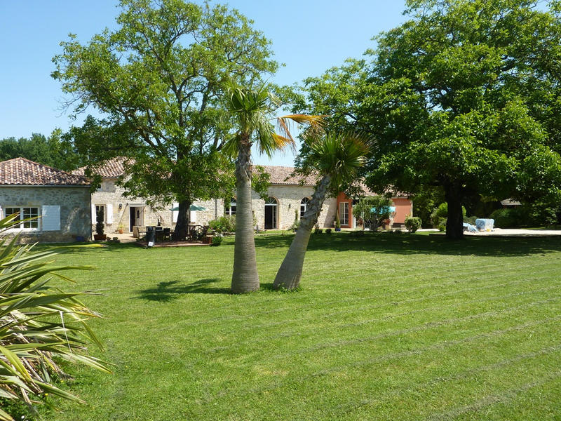 Maison - 500 m² - 14 pièces