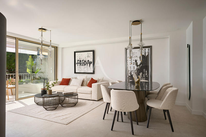 Appartement - 101 m² - 4 pièces