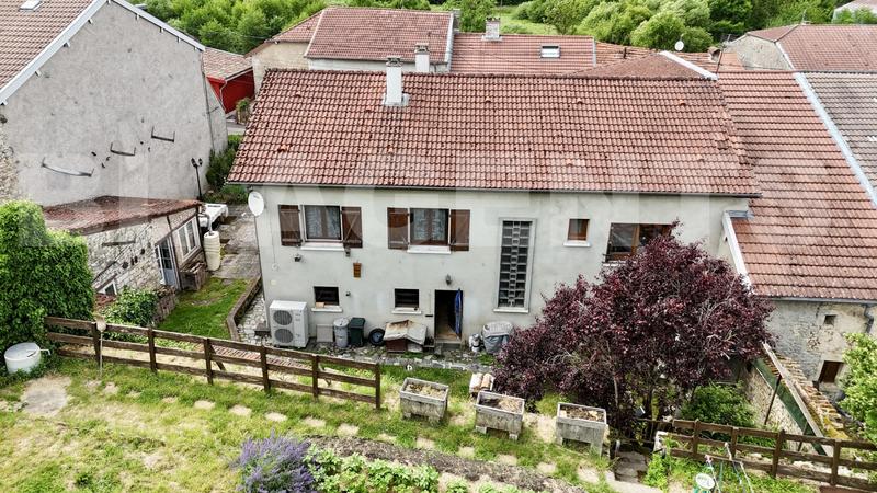 Maison - 213 m² - 8 pièces