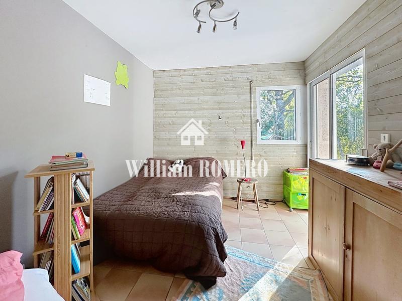 Villa - 236 m² - 7 pièces