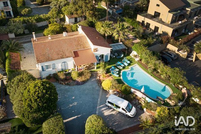 Local commercial - 2 364 m²