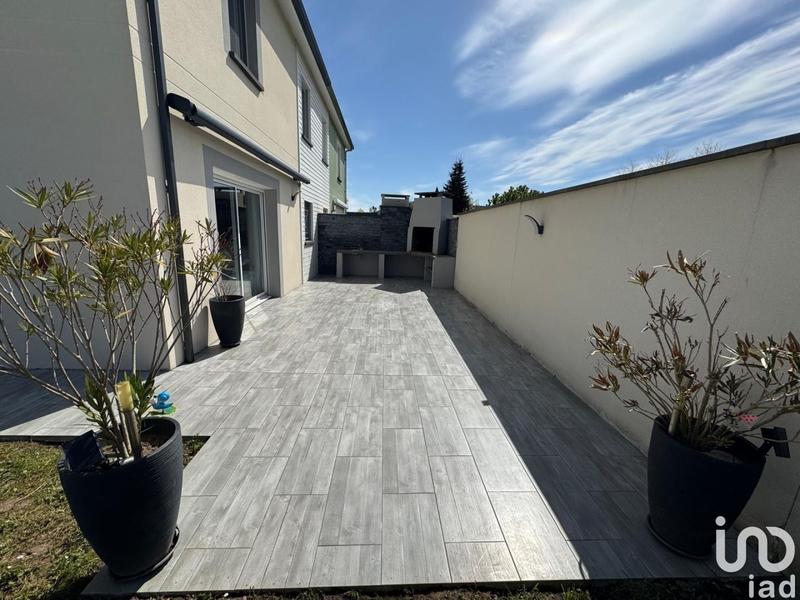 Maison - 99 m² - 4 pièces