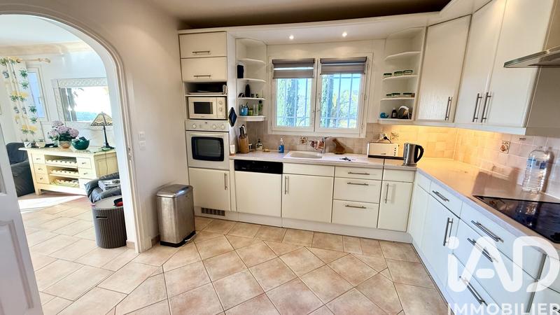 Maison - 177 m² - 6 pièces