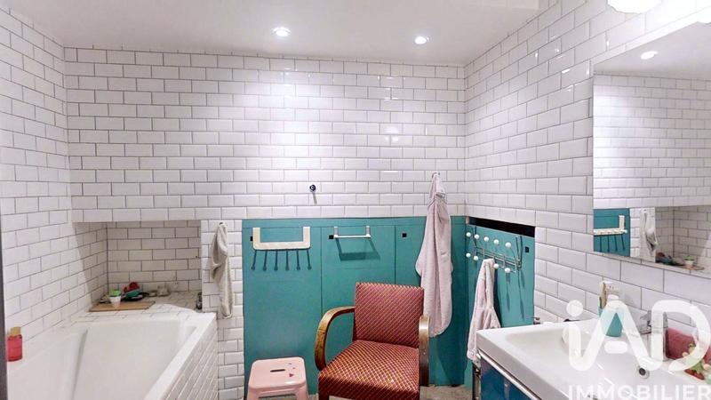 Loft - 138 m² - 6 pièces