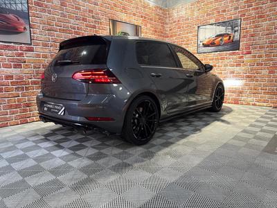 Volkswagen Golf R Tsi 300 4motion