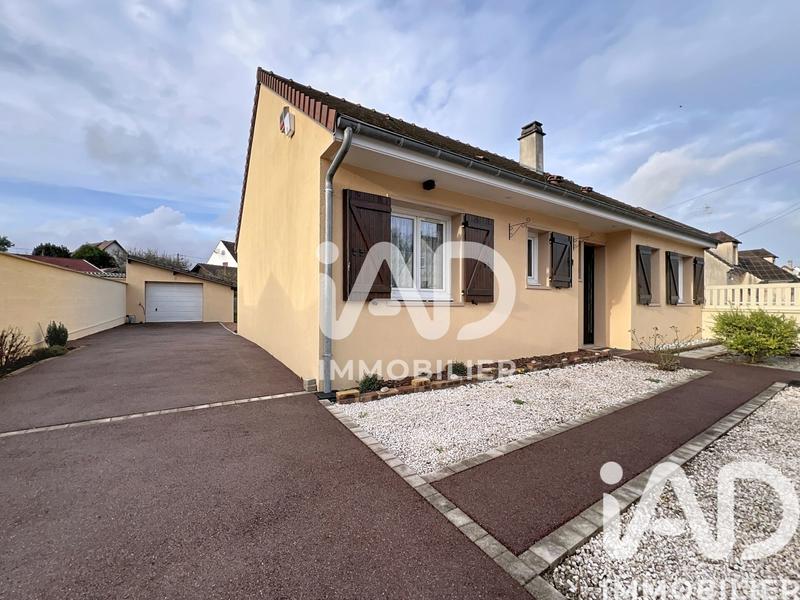 Maison - 92 m² - 5 pièces