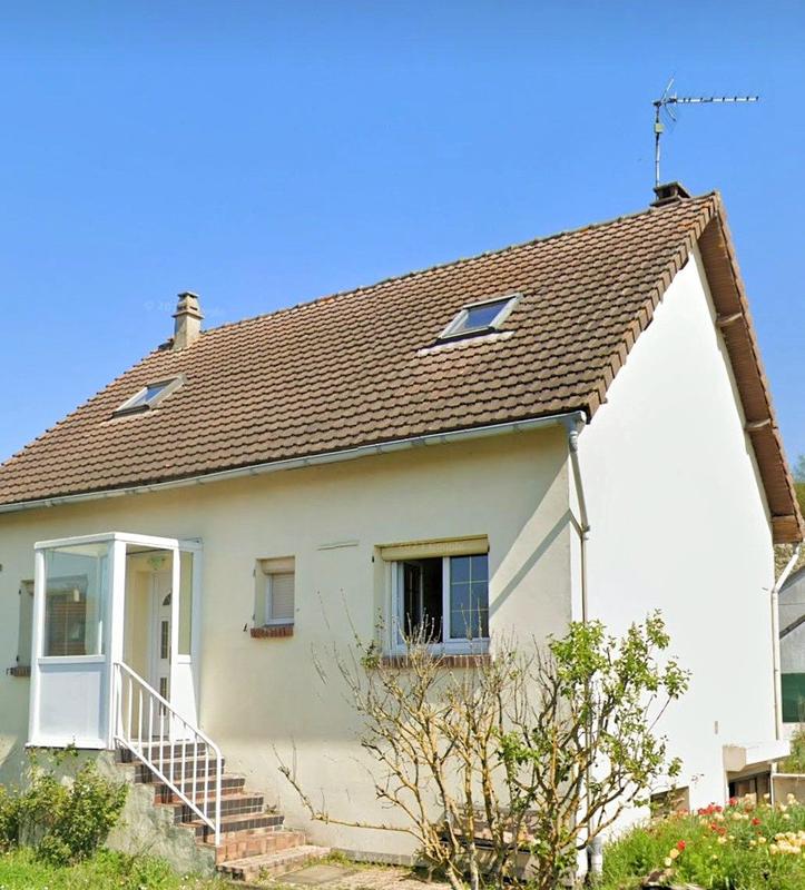 Maison - 102 m² - 6 pièces