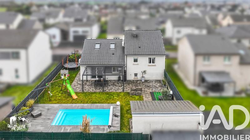 Maison - 133 m² - 7 pièces