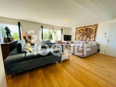 Maison - 166 m² - 5 pièces