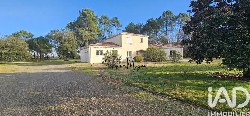 Maison - 206 m² - 8 pièces