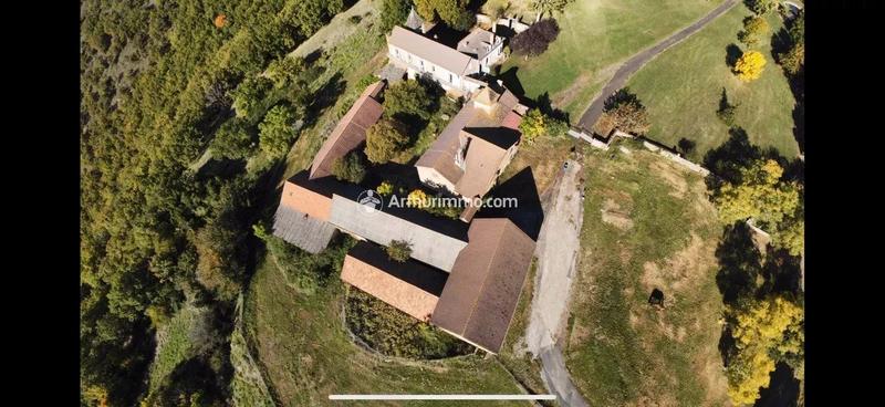 Maison - 340 m² - 15 pièces