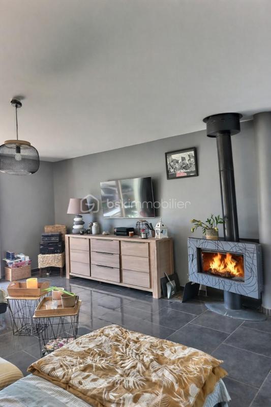 Maison traditionnelle - 163 m² - 5 pièces