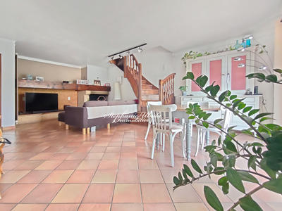 Maison de village - 140 m² - 5 pièces